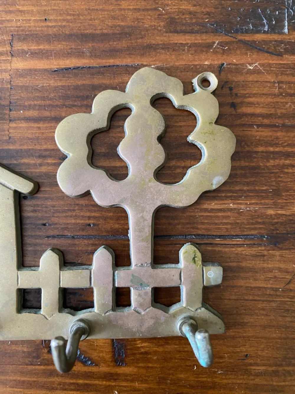Vintage Solid Brass Wall Key Ring‎ Holder 5 Hook with House & Tree Design Taiwan